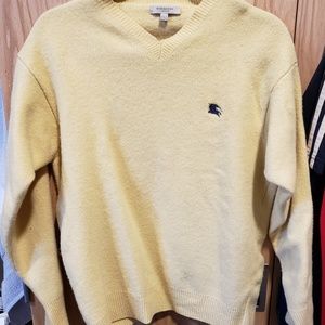 Burberry Sweater (Medium)